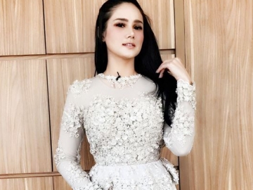 Tuai Banyak Dukungan, Cantiknya Mulan Jameela Mantap Berhijab