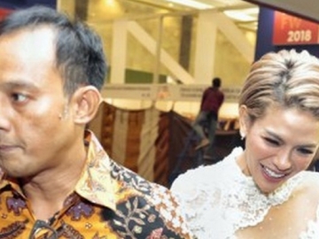 Akhirnya Ungkap Tanggal Pernikahan, Nikita Mirzani Sebut Keluarga Dipo Latief Datang