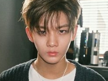 Buka Suara, Bae Jin Young Jelaskan Alasan Menangis Saat Alami Insiden di Konser Wanna One