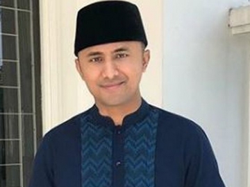 Bulan Puasa, Hengky Kurniawan Jual Gorengan?