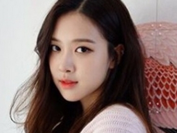 Jelang Comeback, Black Pink Rilis Poster Bergerak Rose & Preview 'Forever Young'