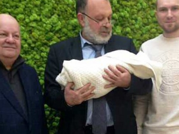 Kontorversial, Klinik di Ukraina Sukses Jalankan Prosedur Bayi Tabung dari Tiga Orangtua