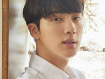 Hadiah Untuk Fans di ‘BTS Festa 2018’, Jin Bangtan Boys Cover ‘Autumn Outside the Post Office'