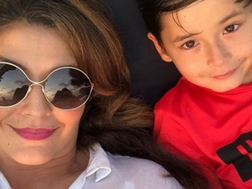 Anak Lelaki Tamara Bleszynski Dikira Bocah Perempuan Berhijab, Netter: Cantik Banget!