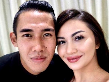 Dikabarkan Putus dari Ariel Tatum, Ryuji Utomo Kepergok Berduaan dengan Wanita Lain