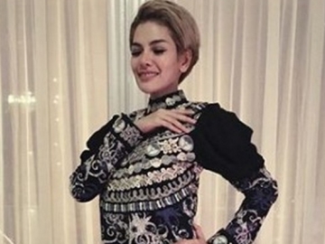 Ucapkan Selamat Lebaran, Gaya Rambut Nikita Mirzani Malah Bikin Gagal Fokus