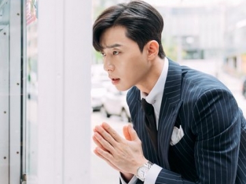 Intip Kocaknya Park Seo Joon Terobsesi Mesin Capit Boneka di Teaser Baru 'Why Secretary Kim'