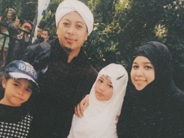 Ditanya Soal 'Opick Nikah Lagi', Begini Jawaban Kocak Dian Rositaningrum