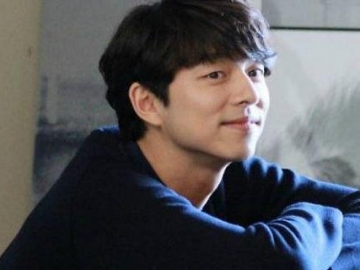 Muncul di Bandara Incheon, Penampilan Sederhana Gong Yoo Tetap Sukses Luluhkan Hati Fans