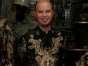 Jarang Komunikasi, Ahmad Dhani Sebut El Rumi Akan Menghubunginya Jika Kehabisan Uang