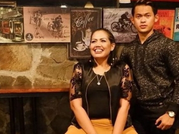 Ely Sugigi & Kekasih Sudah Pilih Cincin Tunangan, Ternyata Segini Harganya