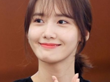 Tampil Cantik dan Anggun, Begini Kesan Yoona SNSD Diundang Oleh Istri Presiden ke Istana Negara 