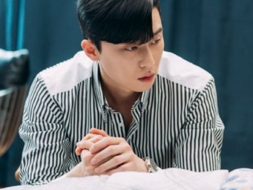 Temani Park Min Young yang Sakit, Park Seo Joon Menatap Penuh Khawatir di ‘Why Secretary Kim’