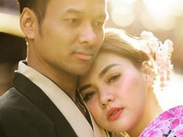 Resmi Jadi Ibu, Ini Potret Mengharukan Vicky Shu Bersama Putra Pertamanya