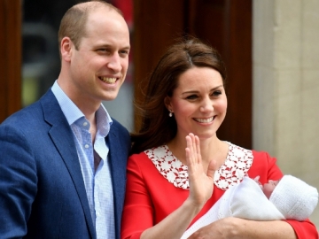 Dirilis Resmi, Intip 6 Potret Menggemaskan Pangeran Louis Saat Upacara Pembaptisan