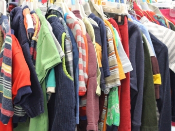 Kocak, 6 Busana Unik Ini Bikin Gagal Paham 