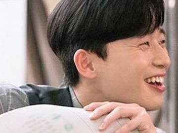 Tamat dengan Happy Ending, Drama ‘Why Secretary Kim’ Bagikan Serunya Foto-Foto Proses Syuting
