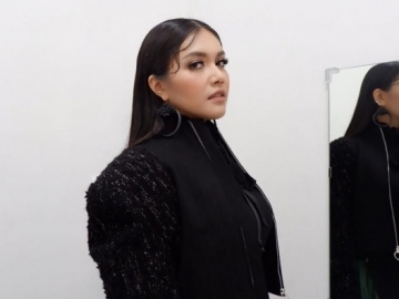 Bohongi Anak Demi Cari Uang, Denada Tahan Tangis Saat Shakira Tanya Penyakitnya