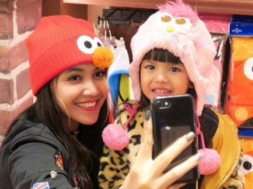  8 Potret Lucu Shakira Aurum Anak Denada Sebelum Terkena Leukemia