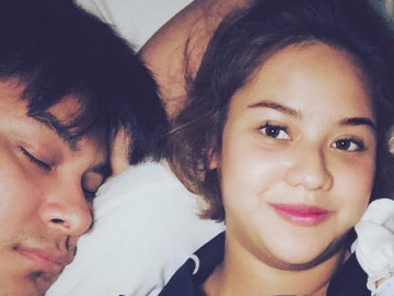 Gendong Anak, Mytha Lestari Terlihat Kucel Tanpa Riasan Wajah