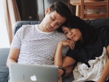 Istri Hamil, Tara Budiman Sebut Sang Anak Banyak Gaya