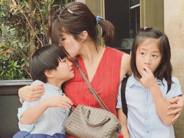 Dua Anak Mengidap Autis, Agatha Suci Banyak Bersabar