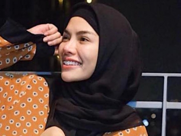 Nikita Mirzani Memberikan 'Sinyal' Terkait Kabar Kehamilannya