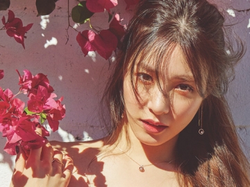 Aktif Jalani Promosi Solo, Tiffany Tegaskan Masih Jadi Bagian SNSD