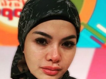 Ajak Kawin Andy Lau, Nikita Mirzani Malah 'Rebutan' dengan Maria Ozawa