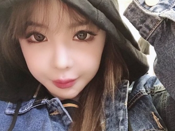 Unggah Foto Nikmati Musim Panas, Bekas Luka di Lengan Park Bom Jadi Sorotan Netter