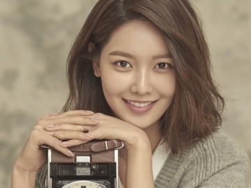 Tampil Elegan Saat Hadiri Acara Ini, Sooyoung SNSD Tuai Beragam Komentar
