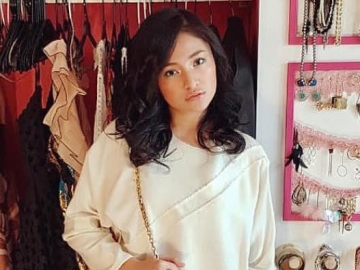 Unggah Foto Bareng Pacar Baru, Marshanda Masih Betah Bungkam