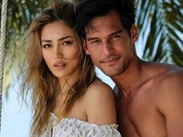 Demi Richard Kyle, Jessica Iskandar Rela Masak Makanan Spesial