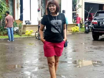 Sempat Terlilit Utang, Ely Sugigi Kapok Bisnis Penonton Bayaran