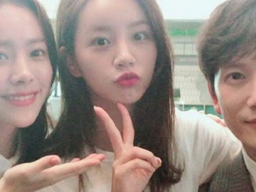 Dukung Han Ji Min dan Ji Sung, Hyeri Datangi Lokasi Syuting ‘Wife I Know’ dan Kirim Truk Minuman