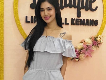 Terungkap, Ini Alasan Almarhum Jupe Paksa Della Pakai Nama Belakang Perez