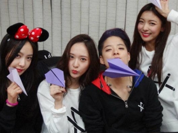 Rayakan Anniversary Debut f(x) yang ke-9, Amber Ungkap Cinta & Rasa Rindunya ke Krystal cs