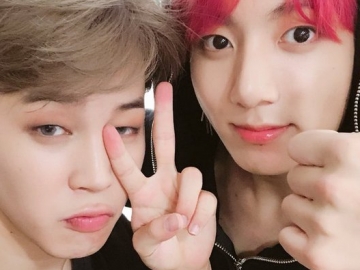 Sapa Fans Lewat V Live, Jungkook Ungkap Hadiah Ultah Keren yang Didapatkannya dari Jimin 