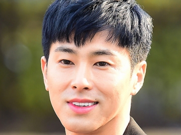 Yunho Dibuatkan Mural dan Karikatur di Sekolah Karena Dedikasinya, Begini Kata Netter