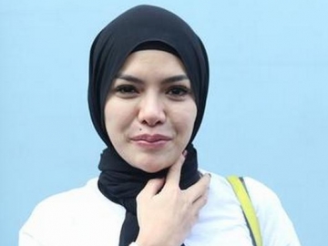 Curhat, Nikita Mirzani Isyaratkan Sajad Berniat 'Culik' Anak Hingga Dipo Tak Mau Dicerai