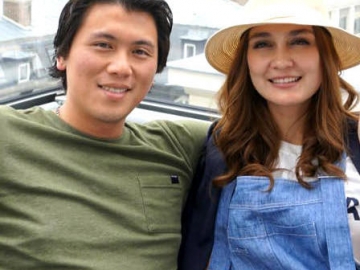 Genap Lima Tahun Pacaran, Luna Maya Tulis Kalimat Romantis untuk Reino Barrack