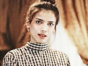 Tanggapi Pernyataan Kriss Hatta, Kekasih Deddy Corbuzier Tuai Pujian 