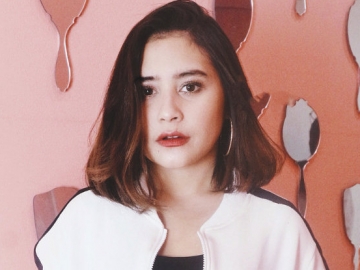 Foto Bareng Noah Centineo, Prilly Latuconsina Bikin Iri