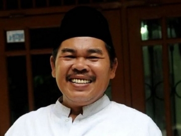 Mat Solar Minta Maaf Jika Telah Rusak Moral Bangsa, Istri Ungkap Kronologi Sakit Stroke