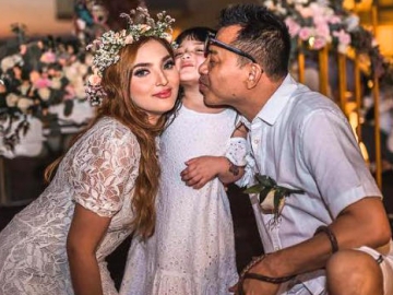 Bikin Gemas, Begini Lucunya Arsy Hibur Pengunjung di Pembukaan Warung Makan Ashanty