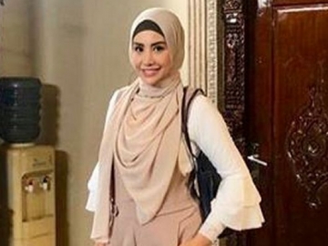 Akui Malu Pertunangannya Batal, Shinta Bachir Malah Belum Kembalikan Cincin