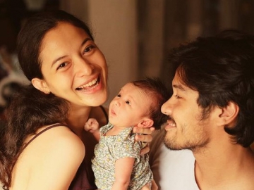 Intip Potret Kebahagiaan Keluarga Kecil Chicho Jerico dan Putri Marino Usai Kehadiran Sang Buah Hati