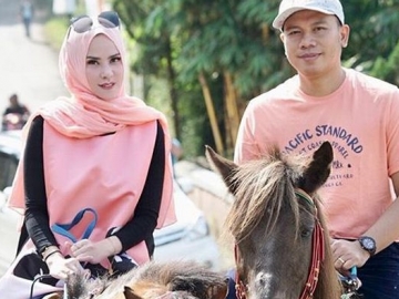 Bantah Isu Perselingkuhan, Vicky Prasetyo Emosi Angel Lelga dan Anaknya Dihujat