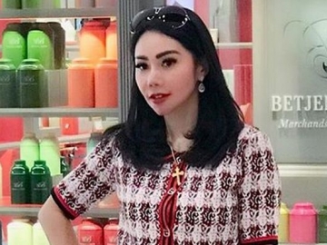 Jalani Hubungan dengan Pengusaha Genset, Femmy Permatasari Kesal Ada Netter Ngaku Anak Kekasihnya