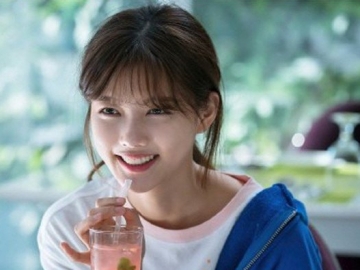 Lama Ditunggu, Intip Penampilan Kim Yoo Jung di Foto Teaser Perdana 'Clean With Passion For Now'